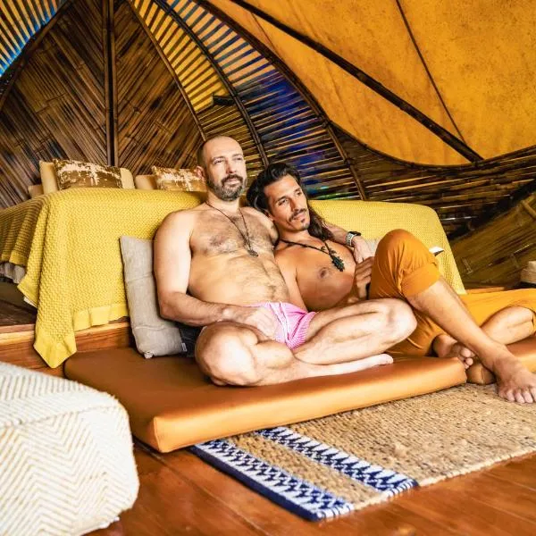 Jungle Gayborhood Hotel and Retreat Center, hotell sihtkohas San Luis