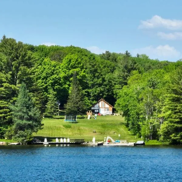 Muskoka Lakefront 3-bdrm Chalet #90, hotel in Port Carling