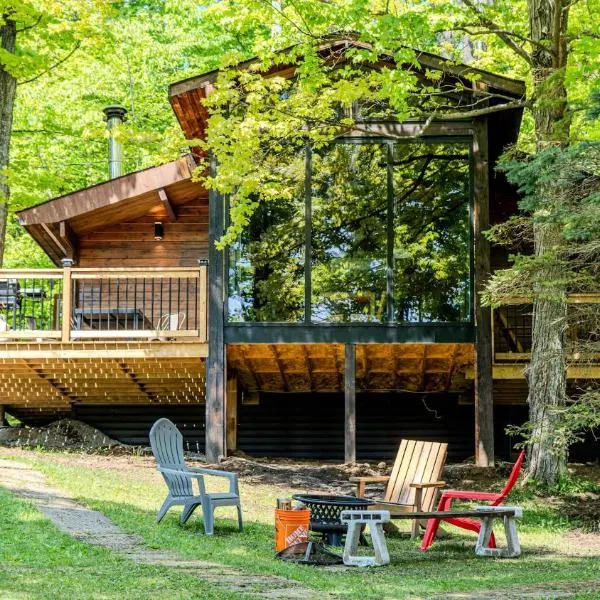 Lake Muskoka 3-bdrm Cottage - Pier 100 #70, hotel v destinaci Port Carling