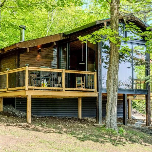 Lake Muskoka Deluxe 3-bdrm Cottage - Pier 100 #80, hotel v destinaci Port Carling