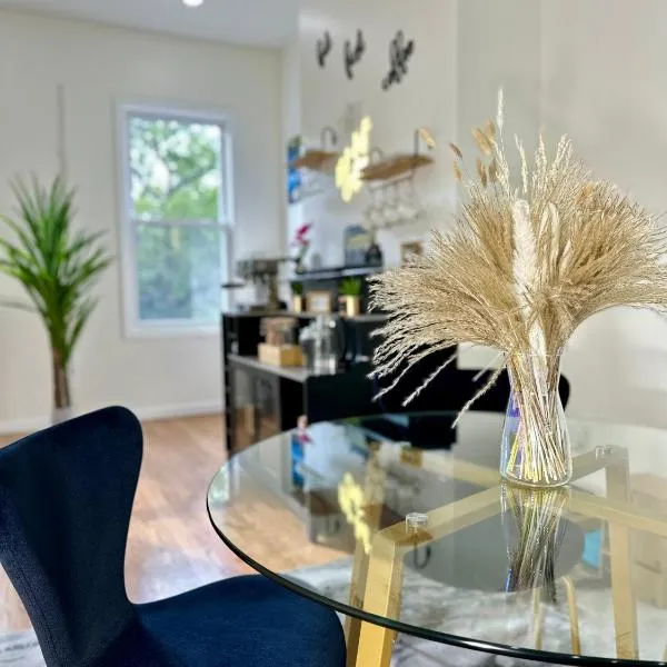 Hotel-Style, No Host, Professionally Managed ID255, khách sạn ở Jersey City