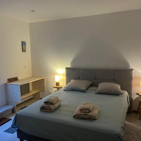 APART'HOTEL feng shui, hotel em La Livinière