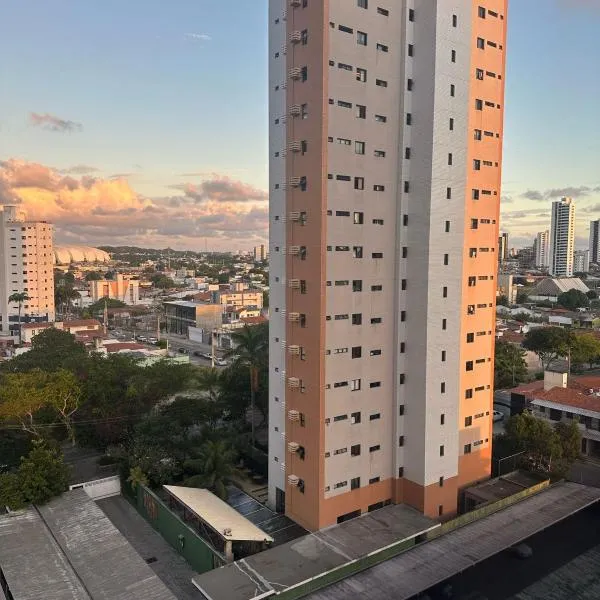 Quarto privativo em ambiente compartilhado, hotel en Natal