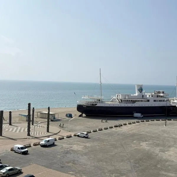 Le panoramique du Barcares, hotel in Le Barcarès