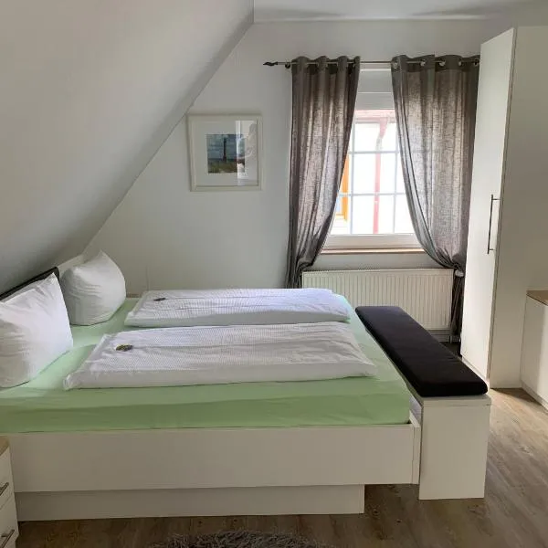 Strandflieder Backbord, hotell i Norderney
