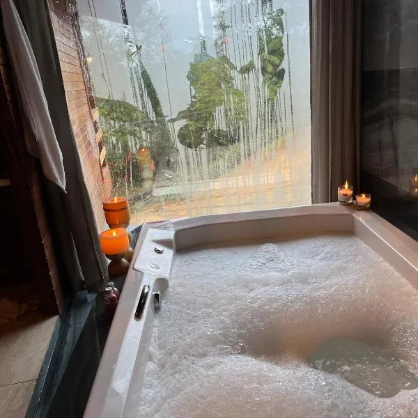Chale Cabana Luci em Blumenau, hotel in Blumenau