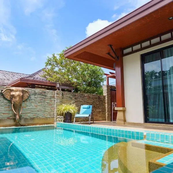 Villa with Private Pool in Rawai, ξενοδοχείο σε Rawai Beach