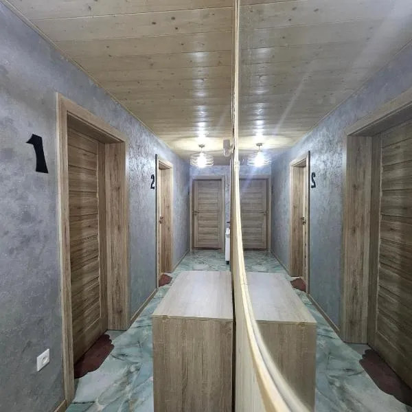 Penzión Toliar, hotel v Starej Lesnej