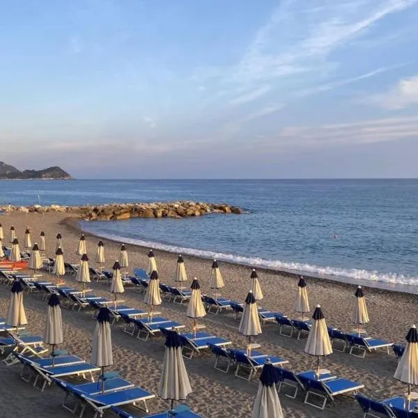 Apt Bilocale Mare&Gaslini Wi-Fi Veloce, hotel a Gènova