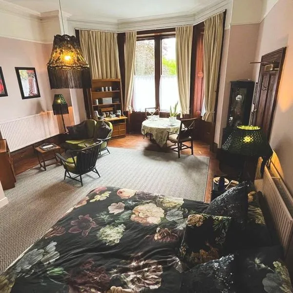 Bala Suite at pen Y Coed Hall, hotel in Dolgellau