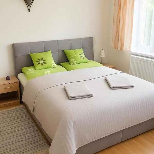 Vila u Šebestů - apartmány Volary, hotel a Volary
