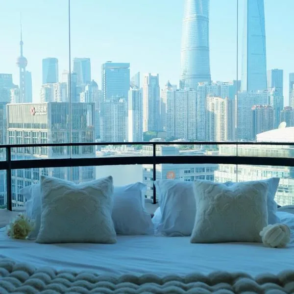 ZHome-Magnificent scenery of the Huangpu River-Near the Bund, hotel in Shanghai
