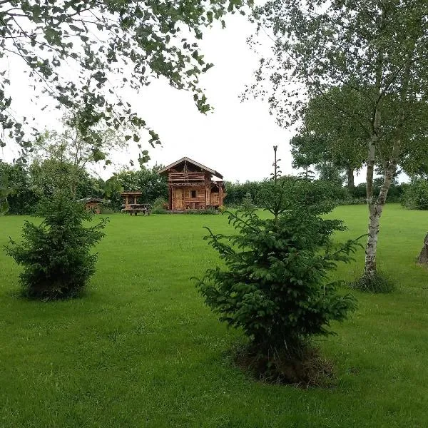 Le Domaine d'Evolène, hotel em Montel-de-Gelat