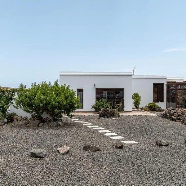 Guenia ll, hotel in El Mojón