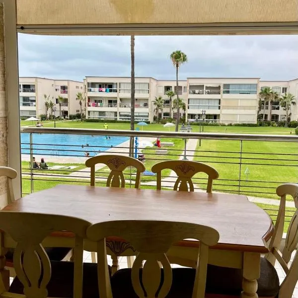 OlaBlanca2, appartement avec terrasse et vue sur piscine, hotel in Sidi Rahal