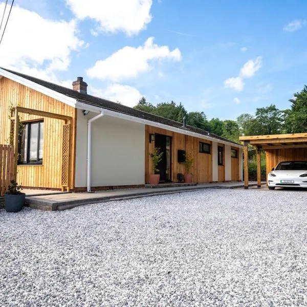 Modern Bungalow Views of Pen y Fan, hotel a Brecon