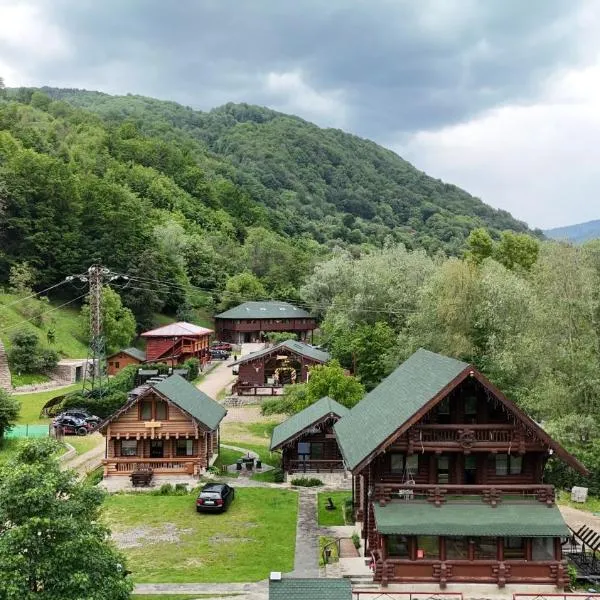 Hecaș Villas, hotel di Caşoca