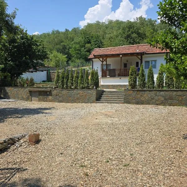 Seosko domaćinstvo Trajković, hotel in Mladenovac