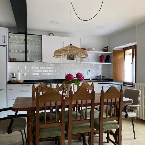 Las nietas de Paco, hotel 