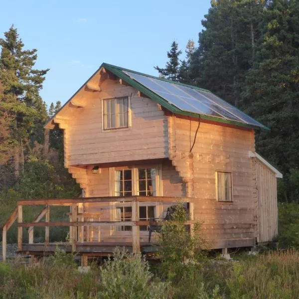 North Shore Retreat - OFF-GRID - OCEANfront, hotel in Indian Brook