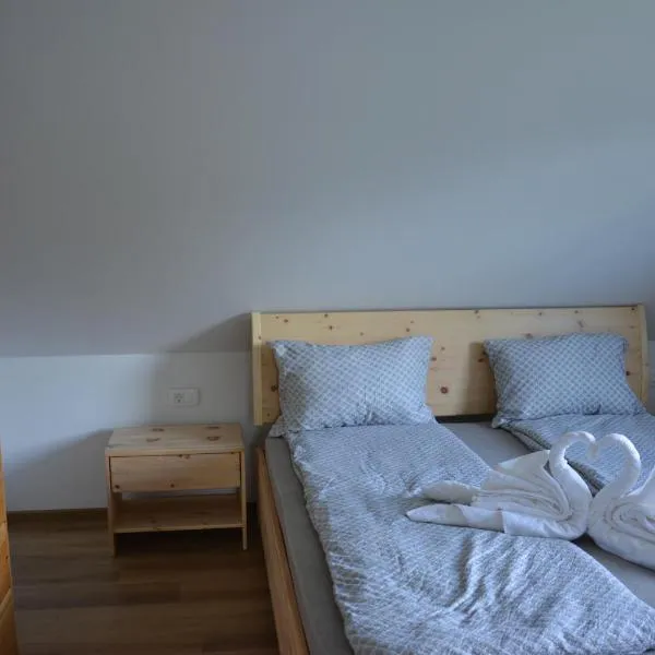 Apartma Rebeka, ξενοδοχείο σε Zgornje Gorje