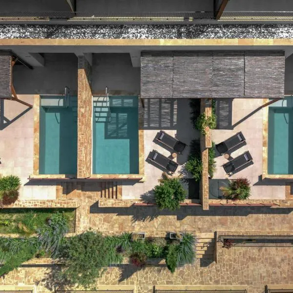 Pnoes Luxury Suites, отель в городе Палиури
