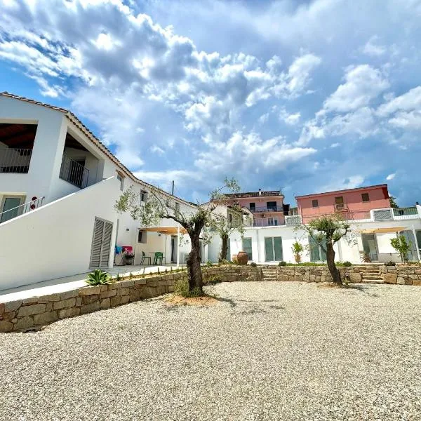 Il Borgo Apartments, hotel en Bari Sardo