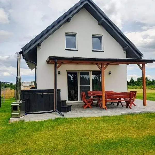 Domek letniskowy nad morzem, Hotel in Lubiatowo