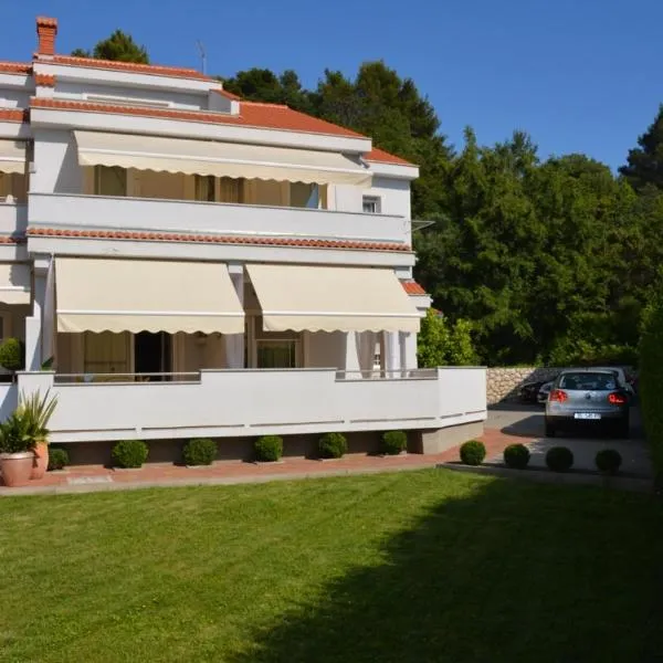 Apartment Natasa, hotel v Rabe