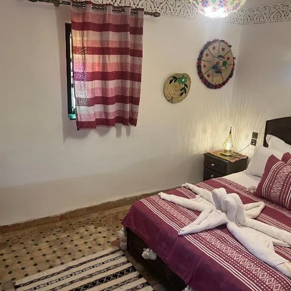 Riad Dalla Fes, hotel v destinaci Oulad Akkou