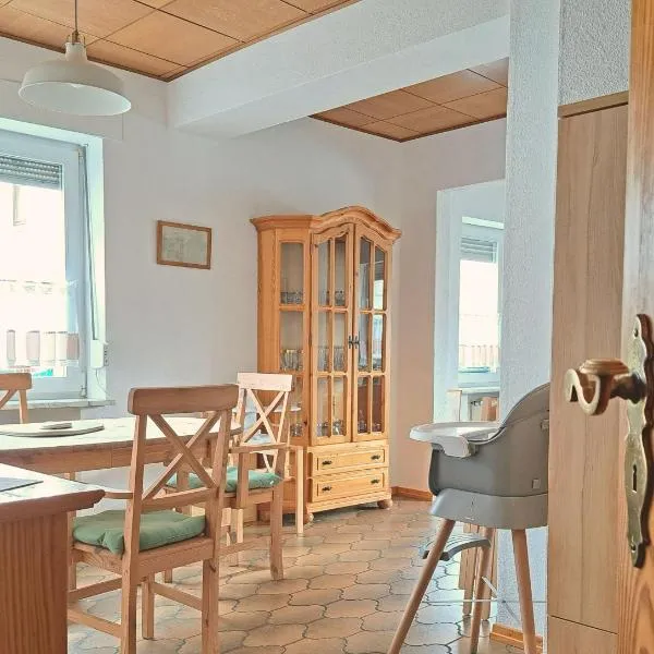 Margaretes Gästehaus - Ferienwohnung am Rheinsteig, hotel in Rheinbrohl