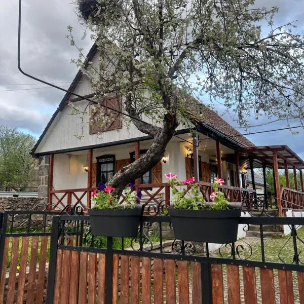 Hnameni Bovadzor Lodge, hotel v destinaci Maksim Gorʼkiy