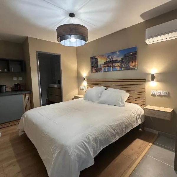 Suites appartement 1 chambre, hotel in Montauban