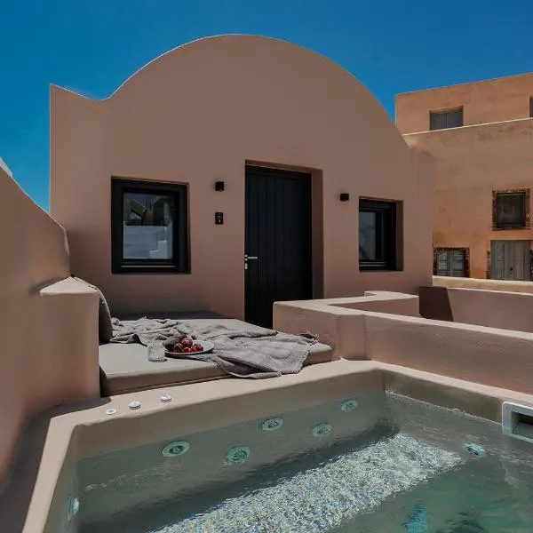 AKRI santorini with heated jacuzzi, hotel v destinaci Emporio