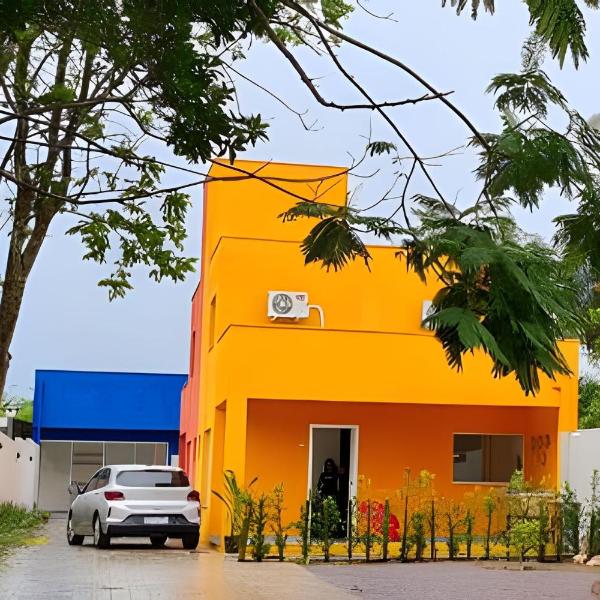 Casa Amarela - Vila das Cores, nova e bem equipada