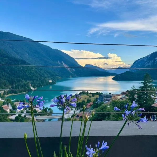 Hotel Aurora, hotel in Molveno
