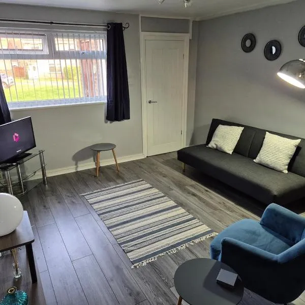 Self-contained 1 bedroom flat, hotel in Liverpool