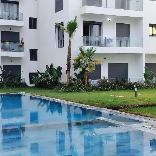 Beautiful apartment 2 bedrooms living room aéroport mohamed 5 nouaceur Casablanca, hotel in Casablanca