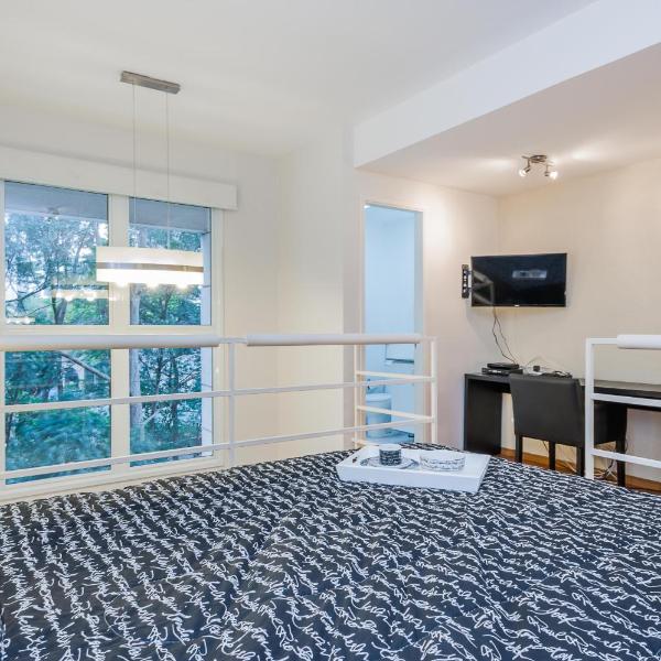 BHaus Morumbi Impression | Loft Duplex 50m2 | Cama Queen | 6o andar | Vaga de Garagem | Próximo ao Shopping Jardim Sul | Academia | Piscina | Acomoda 2 adultos e 2 crianças até 12 anos | ip5 - Foto 2