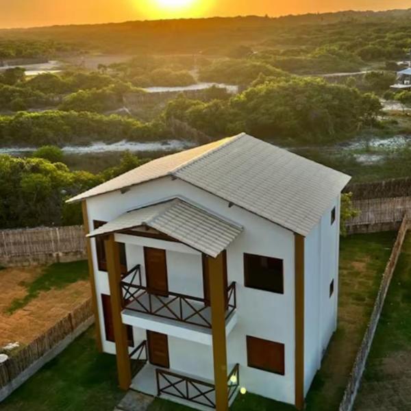 CASA OÁSIS ATINS duplex no cond village Buna Atins