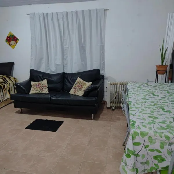 hospedaje El Colibrí, hotel in La Unión