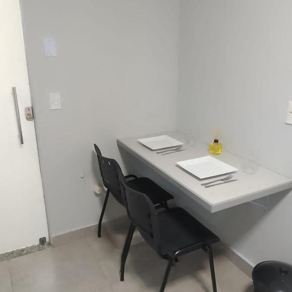 Kitnet independente confortável e muito bem localizada - Foto 4