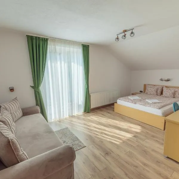 Pensiunea Patakparti 4, hotel en Praid