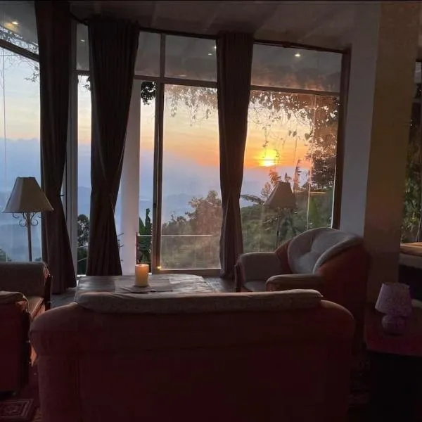Hotel Shanti Kunj Inn, hotel v destinaci Manāli