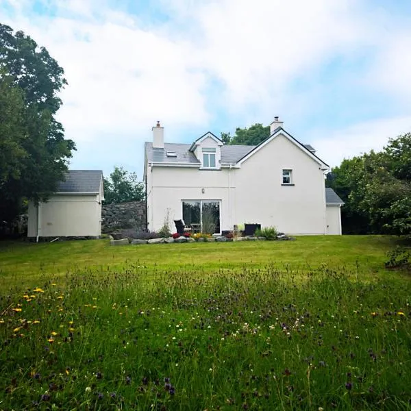 Atlantic Way Cottage, hotel in Galway