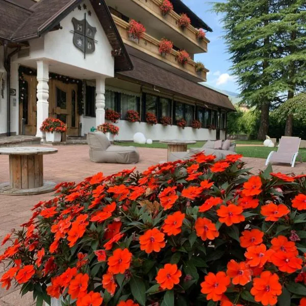 Rauzi Hotel Garnì & apartments, hotell i Malè