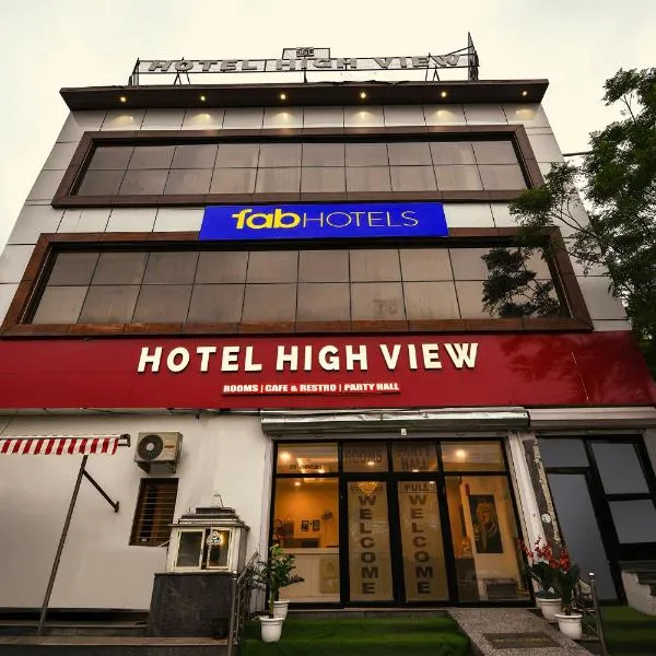 FabHotel High View, hotel in Faridabad