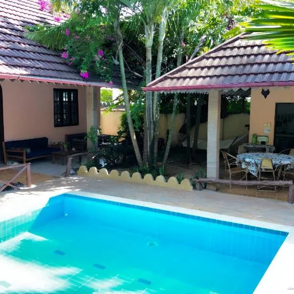 Hakuna Matata Villa, hotel in Paje