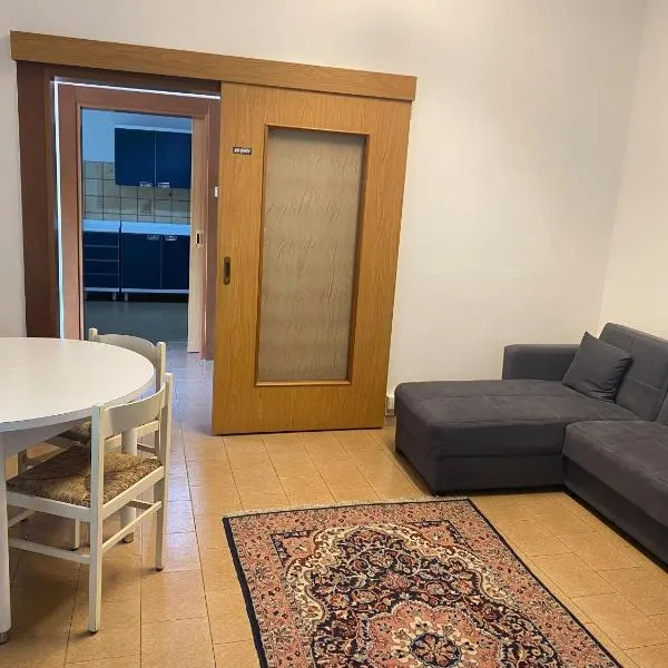 PeschieraView Apartment Ground Floor x4, khách sạn ở Peschiera del Garda