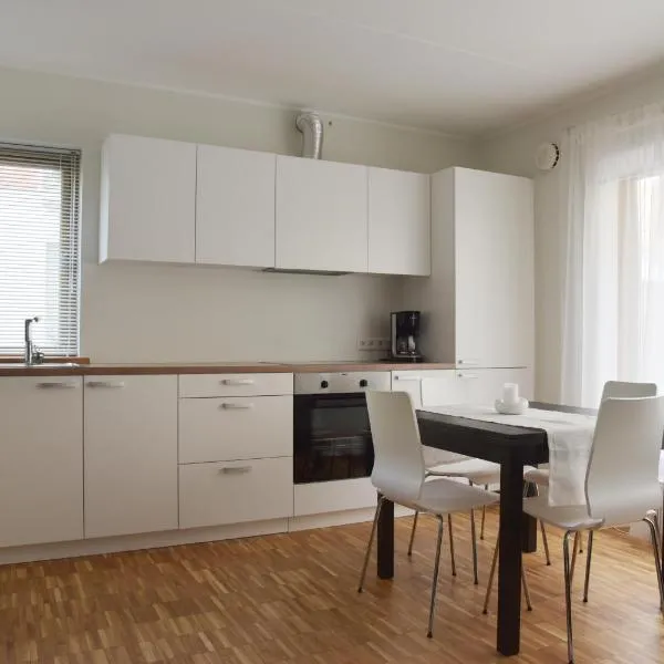 Uus tn 1 Apartment, hotelli Pärnussa